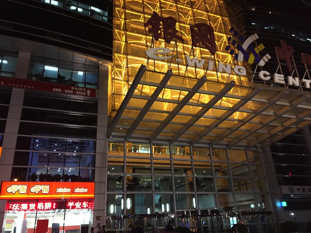 天生驕傲被完爆 錘子手機對比iPhone 6