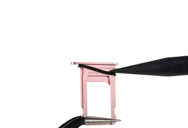 iPhone7 Plus做工如何?iPhone7 Plus拆機圖解