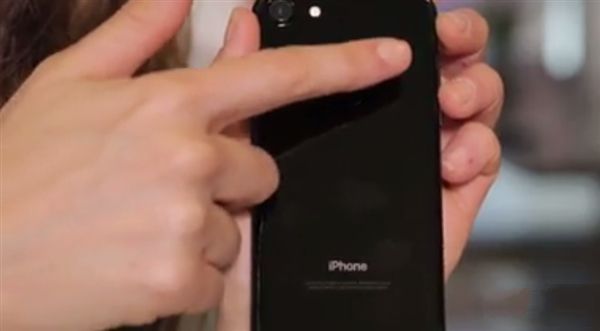 亮黑色iPhone 7：機身實測超不耐劃 &nbsp