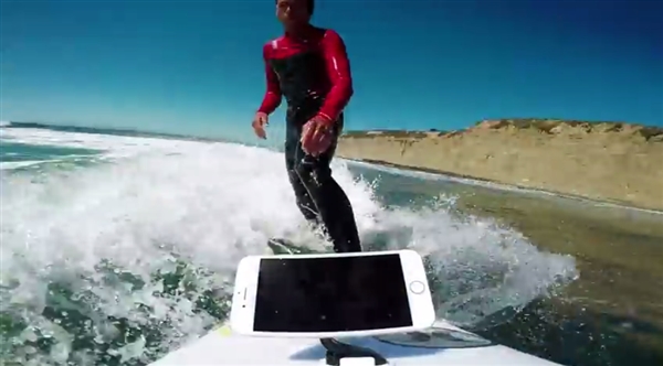 沖浪測試蘋果iPhone7Plus和iPhone7哪個防水性好?結果出乎意料