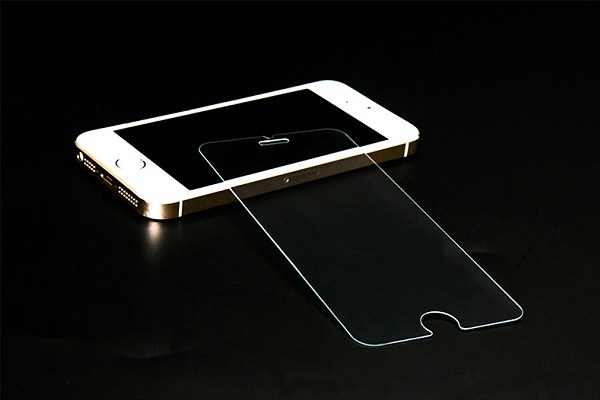 iPhone7怎麼貼膜?  