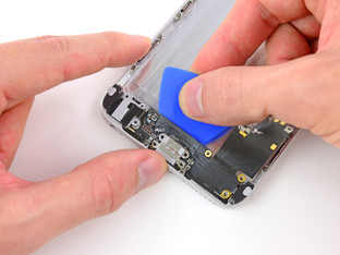 iPhone6plus怎麼自己換後蓋變7?蘋果手機換外殼教程