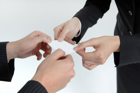 Swift 中 String 與 CChar 數組的轉換 Swift 中 String 與 CChar 數組的轉換