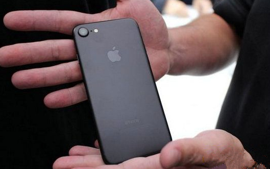 iPhone7雙網通和公開版什麼區別? iPhone7雙網通和公開版什麼區別?