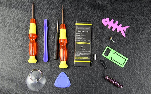 如何更換蘋果iPhone5電池?iPhone5換電池直播 如何更換蘋果iPhone5電池?iPhone5換電池直播