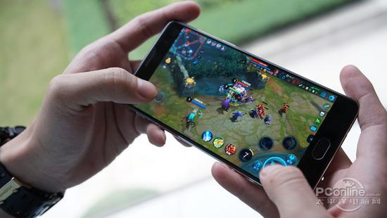 手機玩游戲閃退怎麼辦?