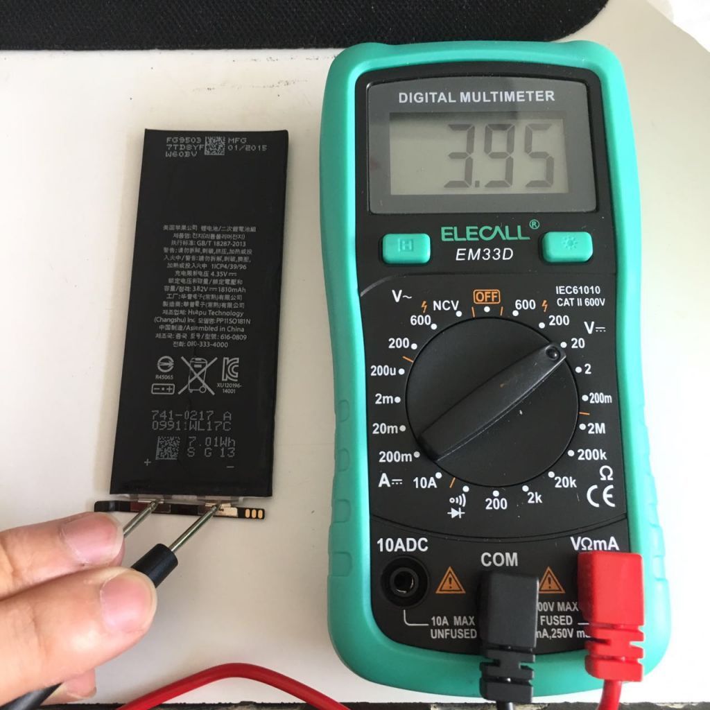 iPhone 5/6 原裝電池的簡單拆解教程 iPhone 5/6 原裝電池的簡單拆解教程