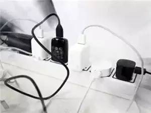 錯誤的iPhone手機充電方式,你在繼續嗎 錯誤的iPhone手機充電方式,你在繼續嗎