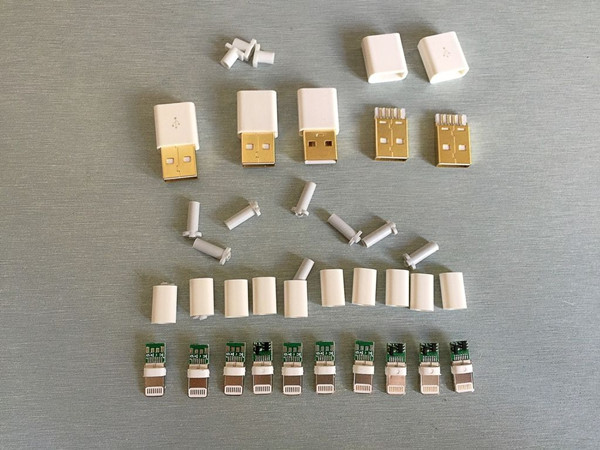 教你親手打造iPhone/iPad數據線 教你親手打造iPhone/iPad數據線