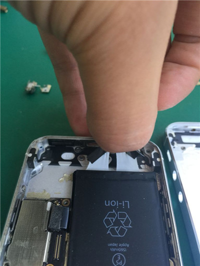 iPhone5S、6、6P如何拆電池 無損拆電池技巧 iPhone5S、6、6P如何拆電池 無損拆電池技巧