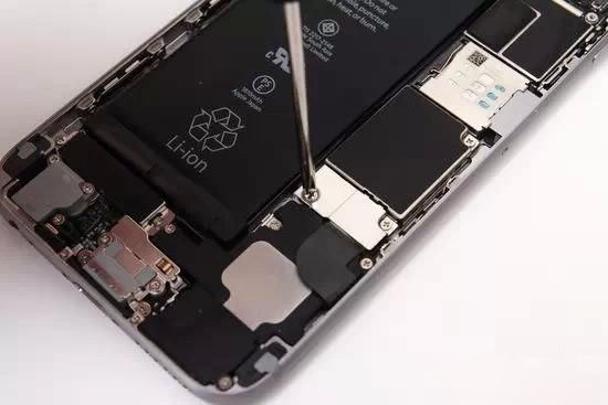 iPhone 6換電池教程 iPhone 6換電池教程