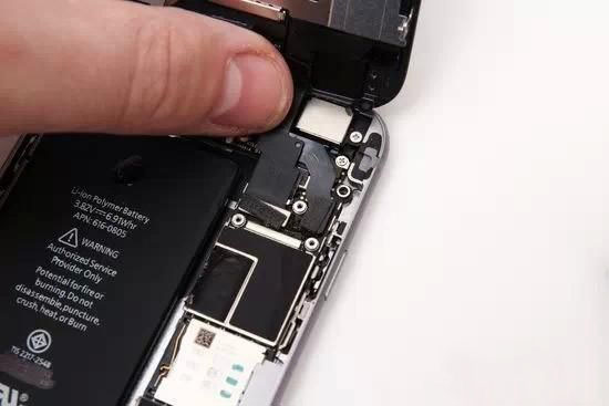 iPhone 6換電池教程 iPhone 6換電池教程
