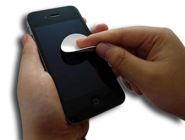 iPhone手機掉進水裡後應該這麼辦? iPhone手機掉進水裡後應該這麼辦?