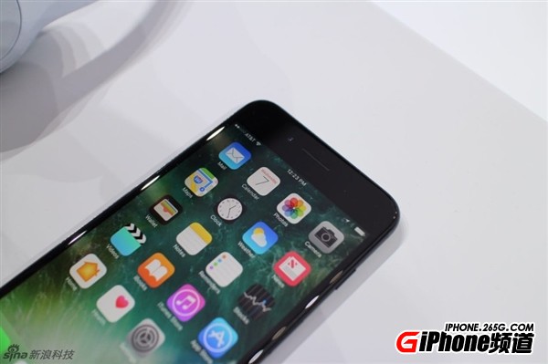 iPhone7亮黑色怎麼樣?亮黑色iPhone7多少錢?