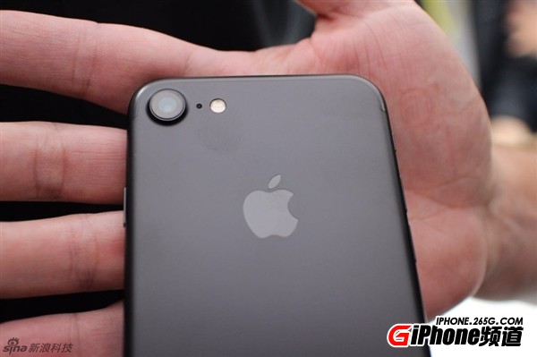 iPhone7亮黑色怎麼樣?亮黑色iPhone7多少錢?