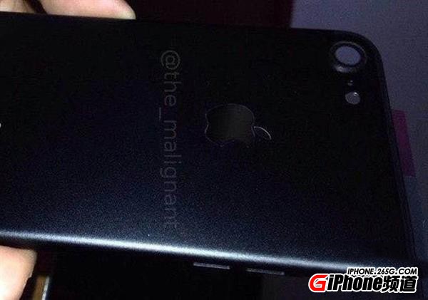 iPhone 7黑色版真機照首曝光!