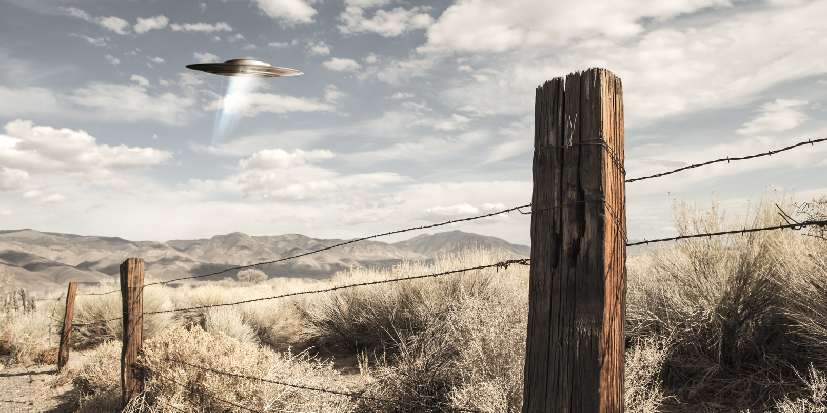 1453948371273848.jpg ufo.jpg