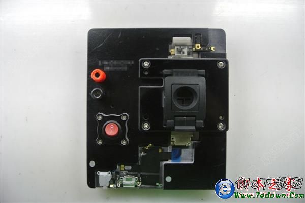 太牛了!把iPhone 6 Plus從16G手動升級到128G