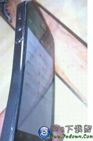 iPhone 5S容易做彎