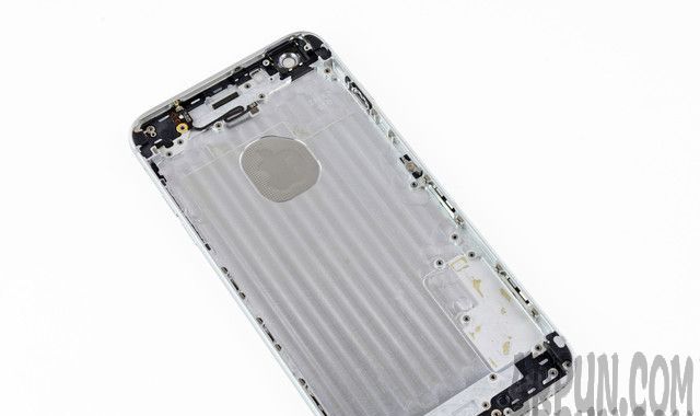 iPhone6plus怎麼自己換後蓋變7？蘋果手機換外殼教程 