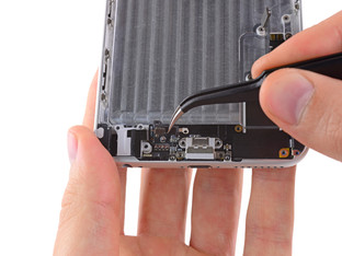 iPhone6plus怎麼自己換後蓋變7?蘋果手機換外殼教程