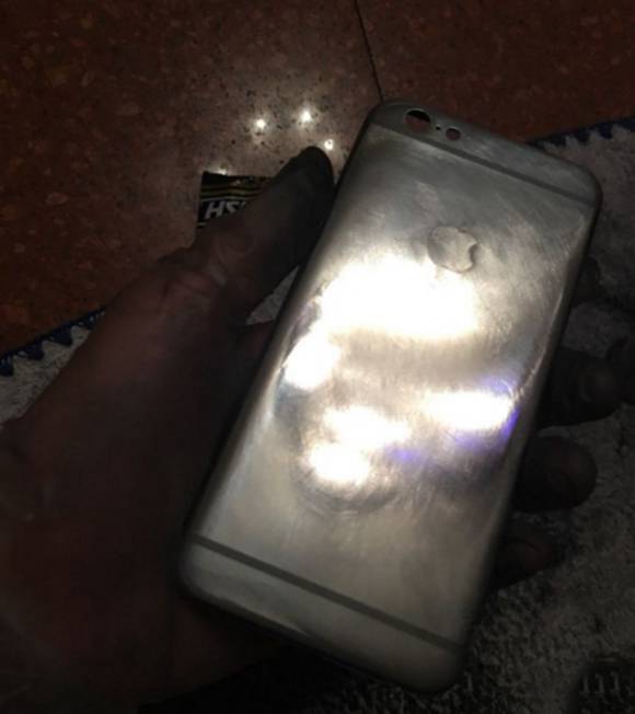 iphone6s後殼氧化變蕾絲怎麼辦?這解決方案蘋果官方都服了