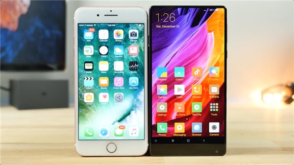 蘋果iPhone7 Plus對比小米MIX哪個好看