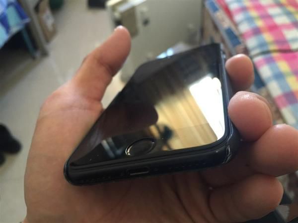 亮黑色iPhone7掉漆怎麼辦