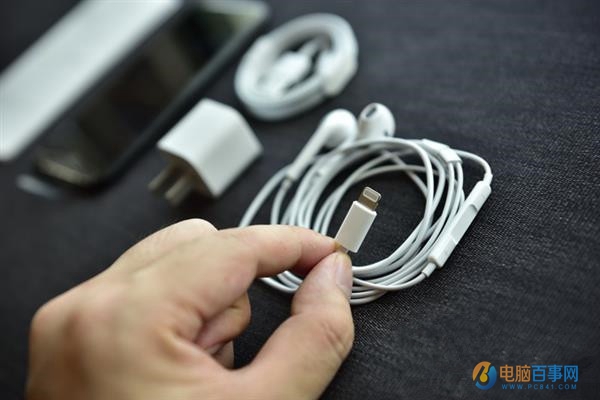 iPhone 7配件有什麼 有AirPods耳機嗎?iPhone7配件清單