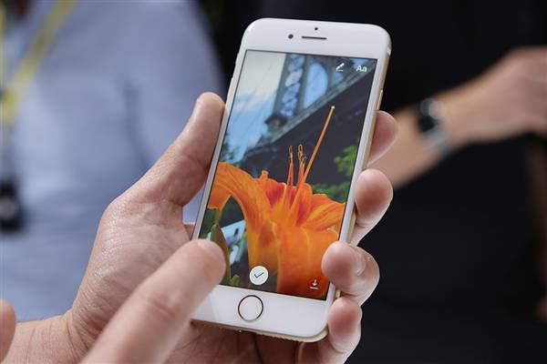 iPhone7土豪金好看嗎？蘋果7土豪金真機高清圖賞