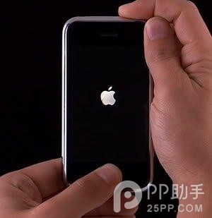 iPhone為什麼會白蘋果