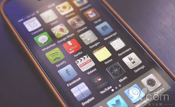 iOS8如何自定義界面顏色和字體