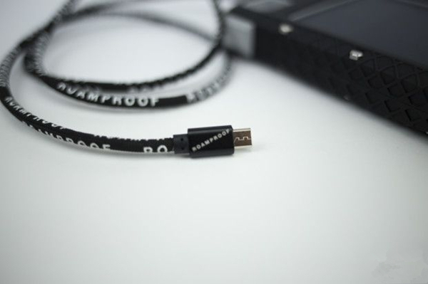 iPhone數據線容易壞?那換一根可以拖車的 iPhone數據線容易壞?那換一根可以拖車的