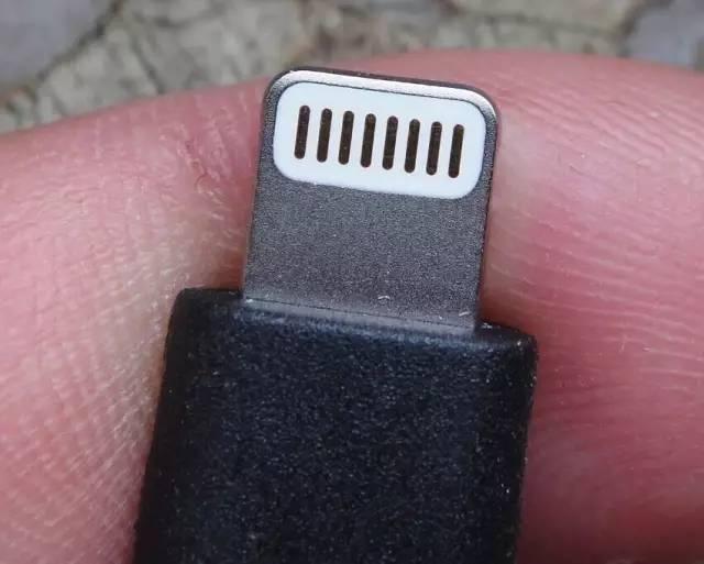 iPhone數據線怎麼認真假?iPhone數據線真假辨別教程